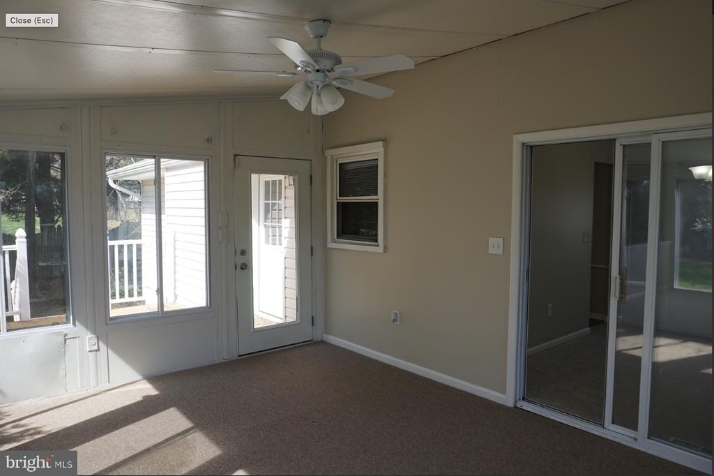 1319 Craghill Ct - Photo 15