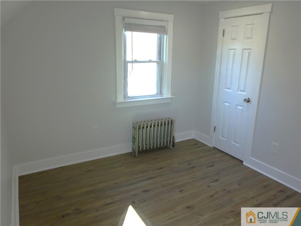 54 Evergreen Avenue - Photo 31