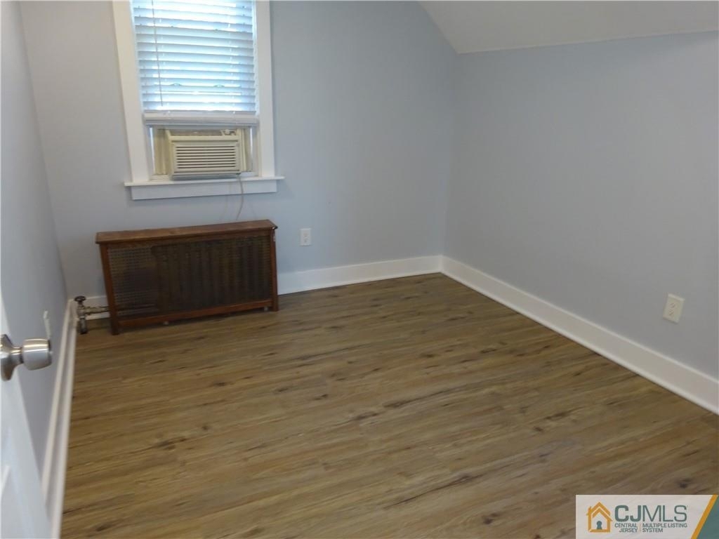 54 Evergreen Avenue - Photo 19