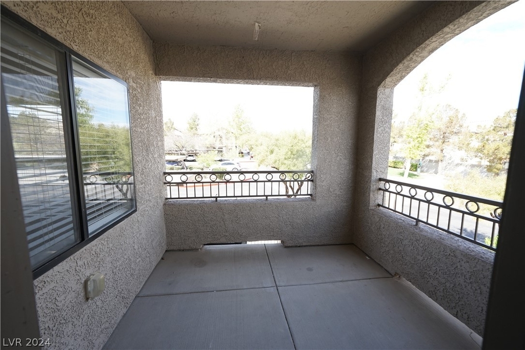 8250 N Grand Canyon Drive - Photo 21