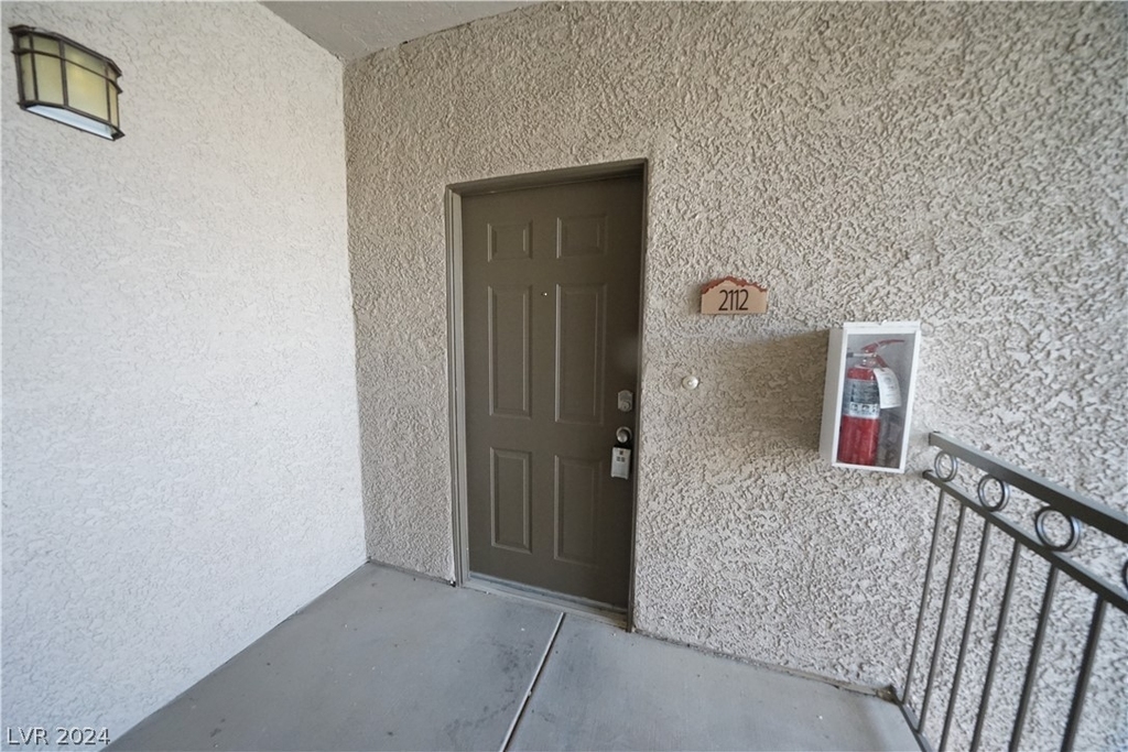 8250 N Grand Canyon Drive - Photo 4