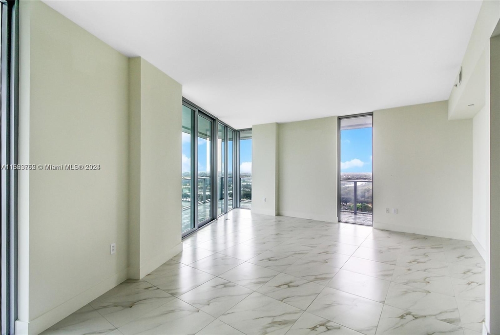 2000 Metropica Way - Photo 1