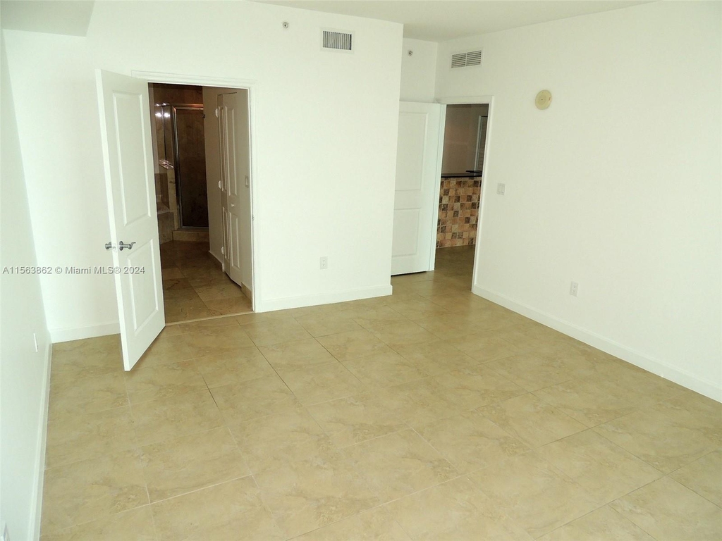 7900 Harbor Island Dr - Photo 23