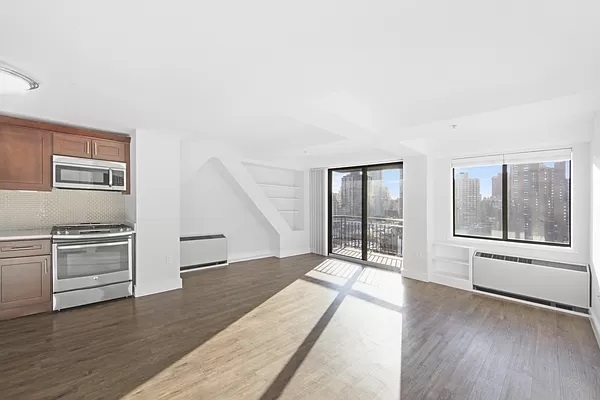 354 East 91st Street - Photo 1