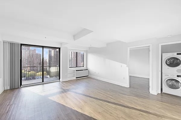 354 East 91st Street - Photo 2