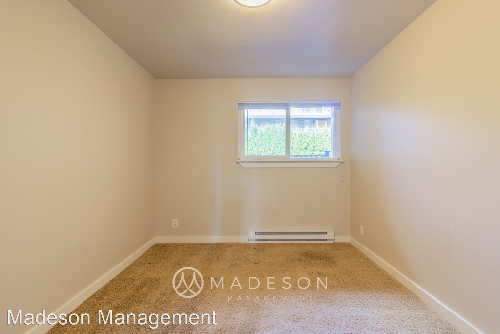 6736 24th Ave Nw - Photo 11