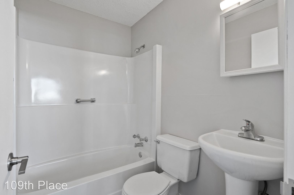 2400 109th Ave Nw - Photo 8