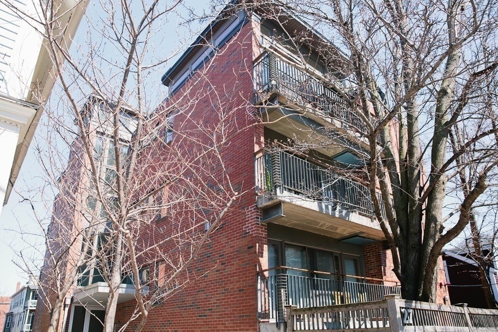 27 West Street - Photo 0