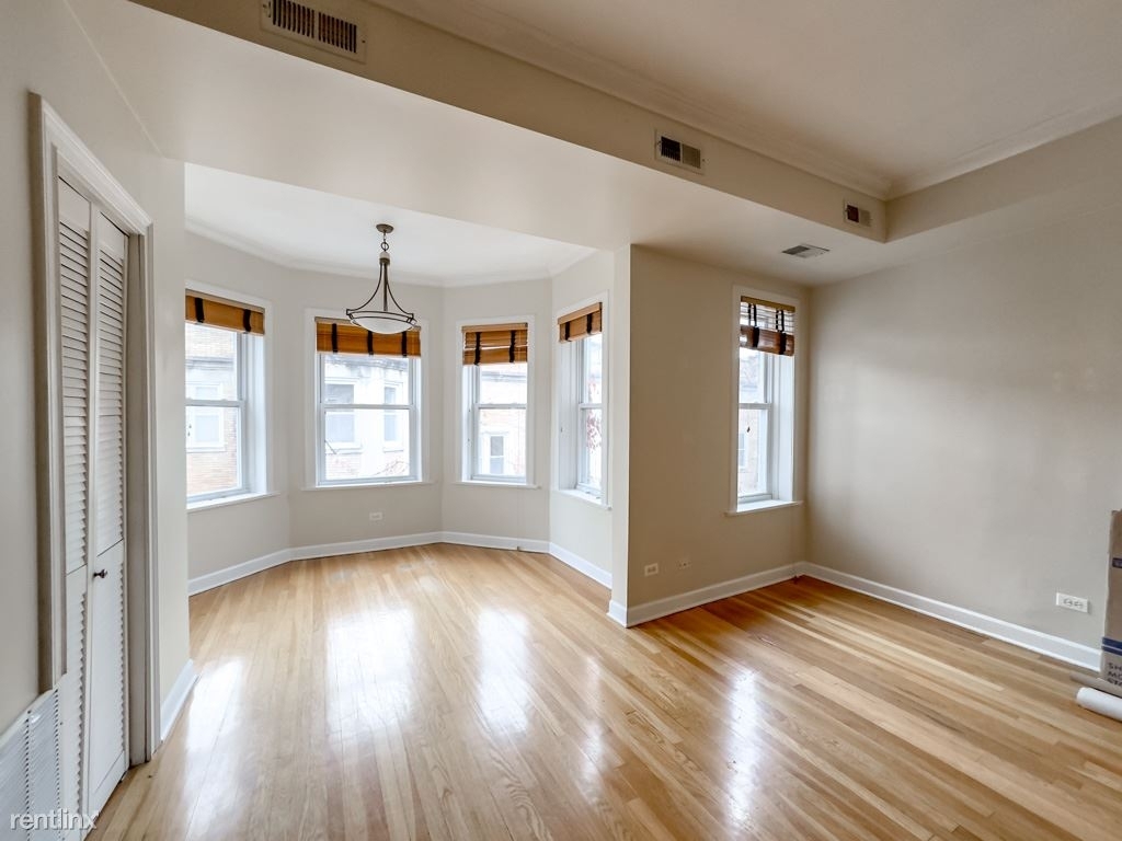 879 W. Cornelia, Unit 6 - Photo 6