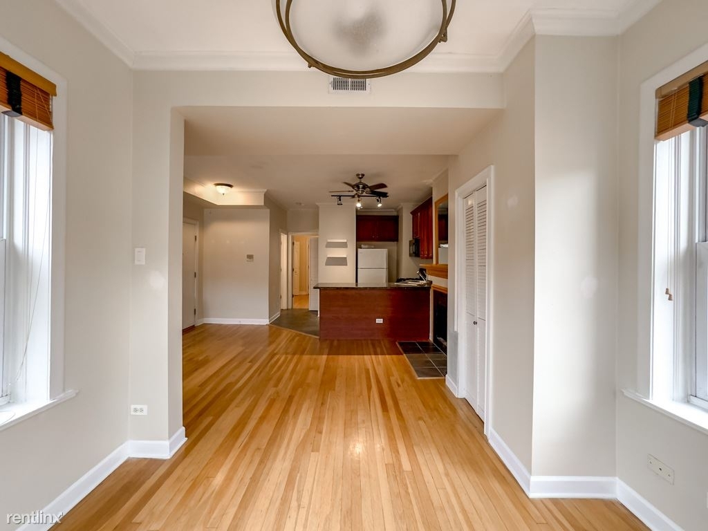 879 W. Cornelia, Unit 6 - Photo 11