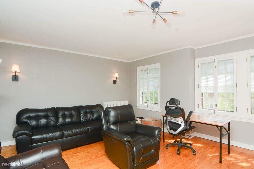 5516 N. Kenmore, Unit A104 - Photo 8