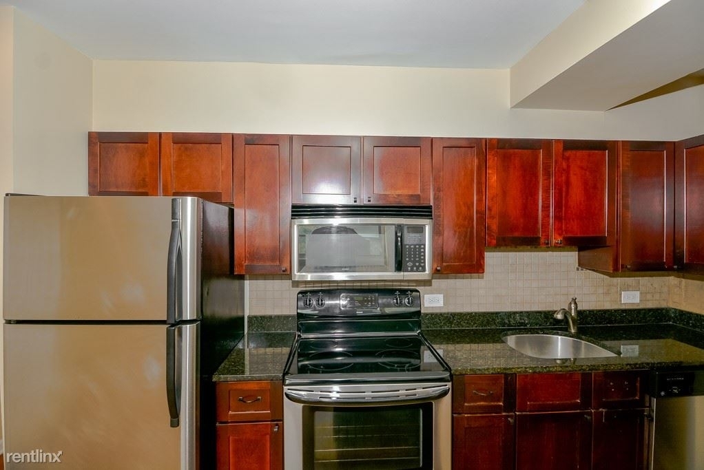 4180 N. Marine Drive, Unit A706 - Photo 2