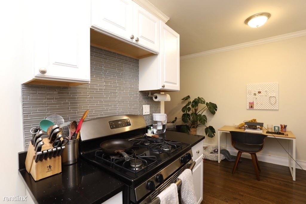 3817 N. Greenview, Unit E-5 - Photo 5