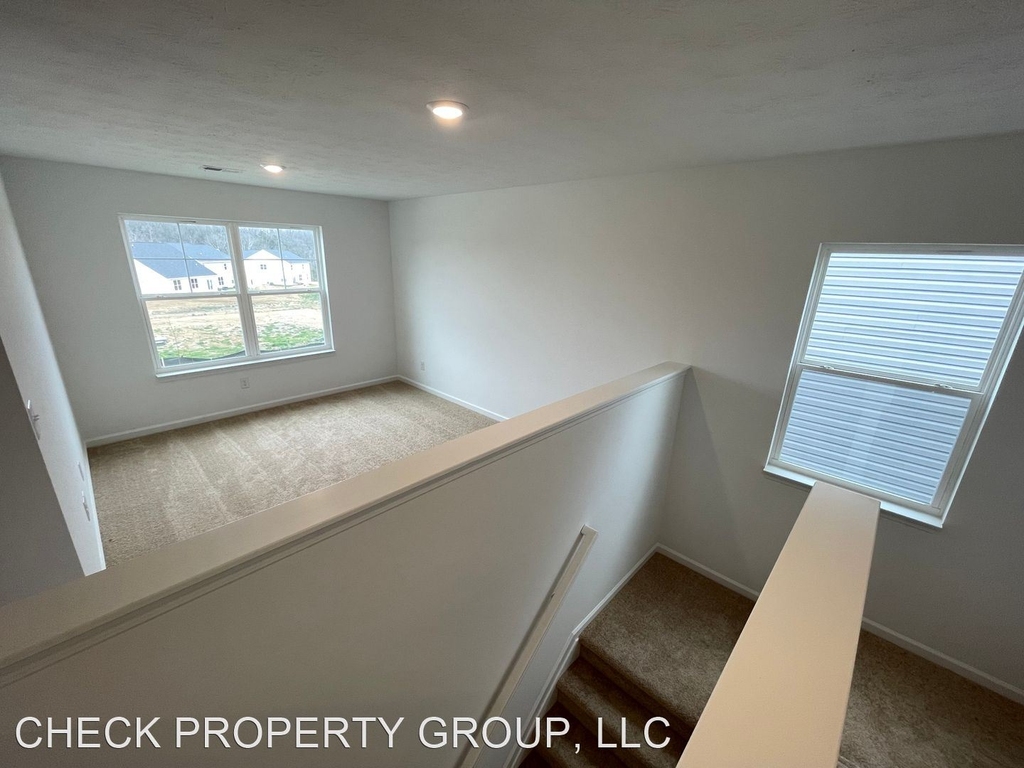 16902 Meander Way - Photo 14