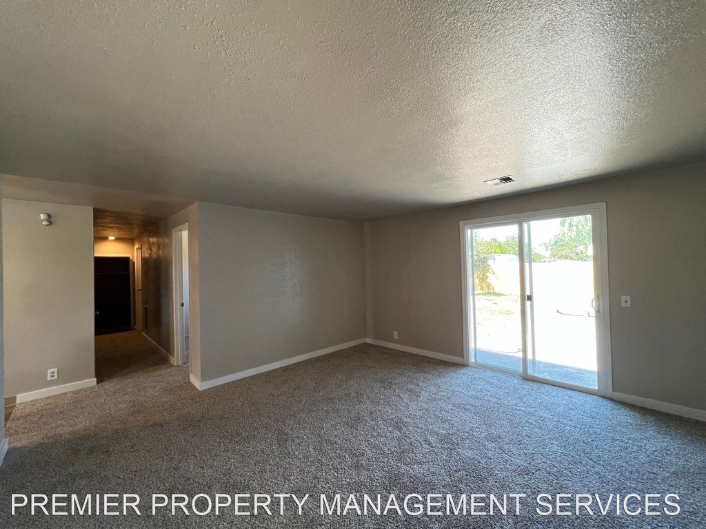 4815 Stagecoach Road - Photo 5