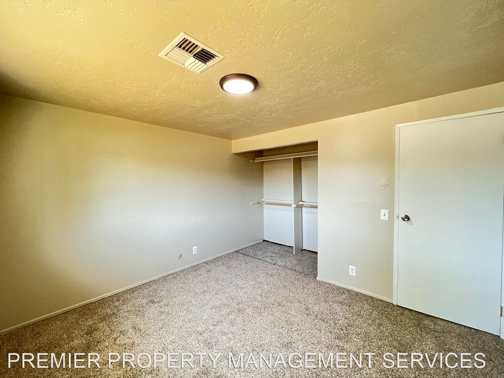 4815 Stagecoach Road - Photo 15