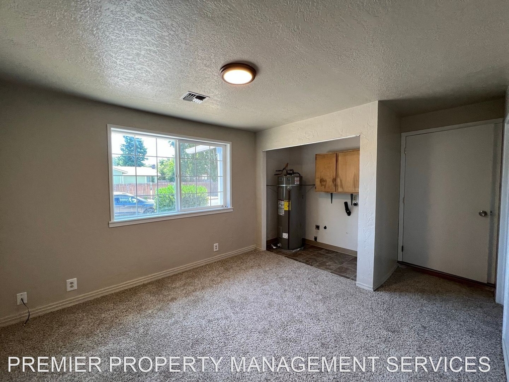 4815 Stagecoach Road - Photo 16