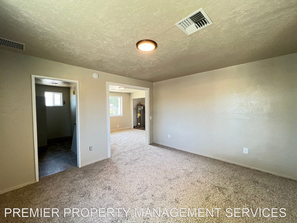 4815 Stagecoach Road - Photo 21