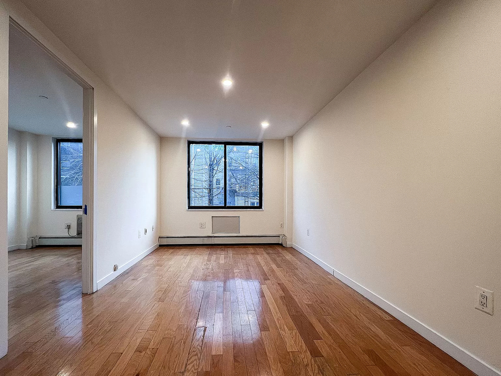 924 Metropolitan Avenue - Photo 1