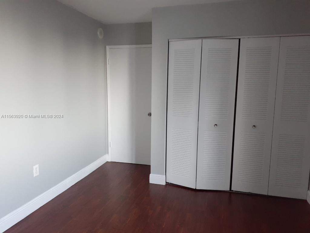 800 N Miami Ave - Photo 2