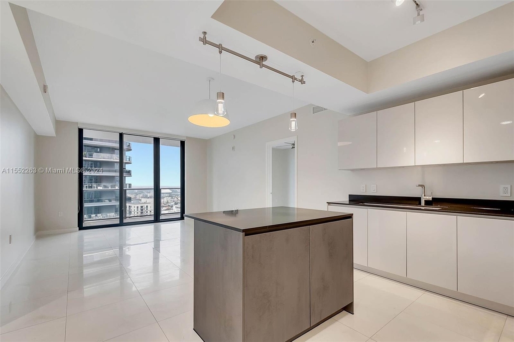 1010 Brickell Ave - Photo 12