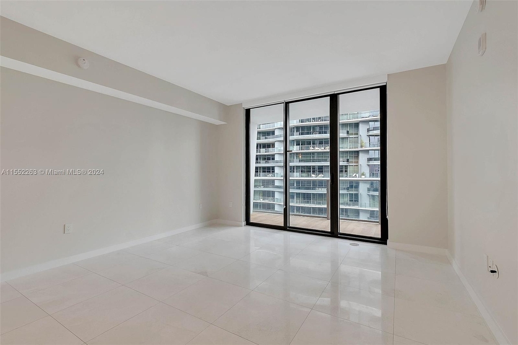 1010 Brickell Ave - Photo 3