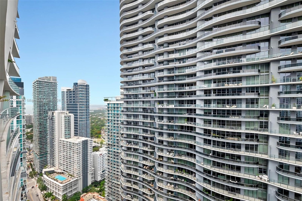 1010 Brickell Ave - Photo 35