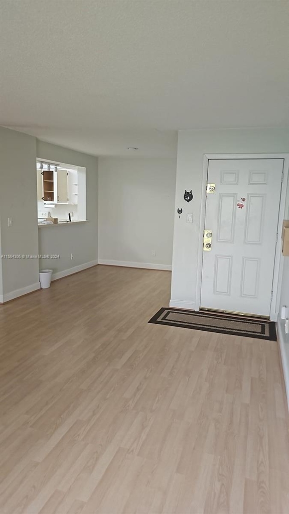 1281 Sw 46th Ave - Photo 1