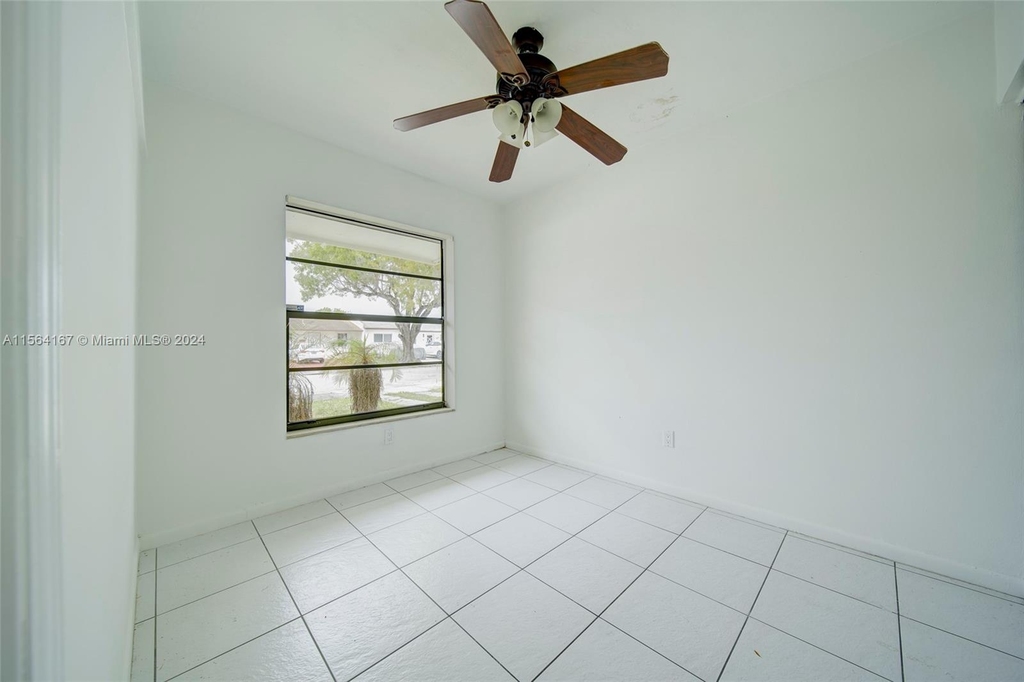 5411 Sw 128th Ct - Photo 11