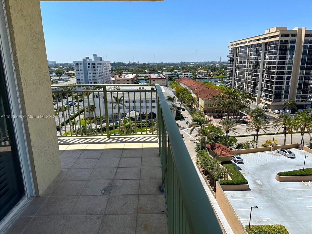 2080 S Ocean Drive - Photo 22