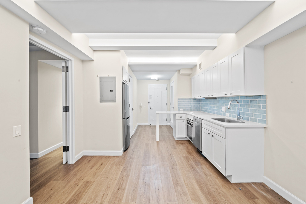 240 West 73rd Street - Photo 2