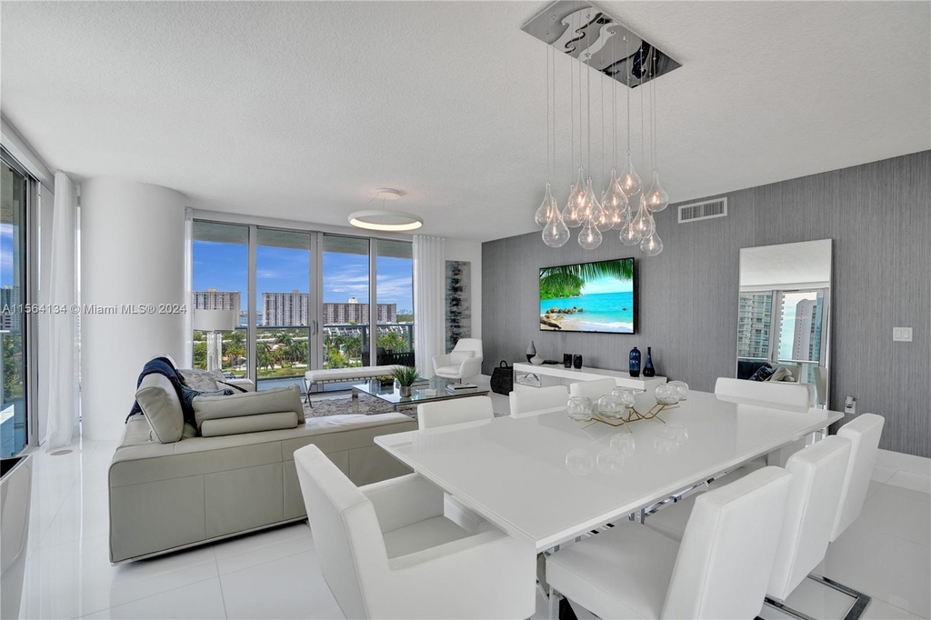 330 Sunny Isles Blvd - Photo 5