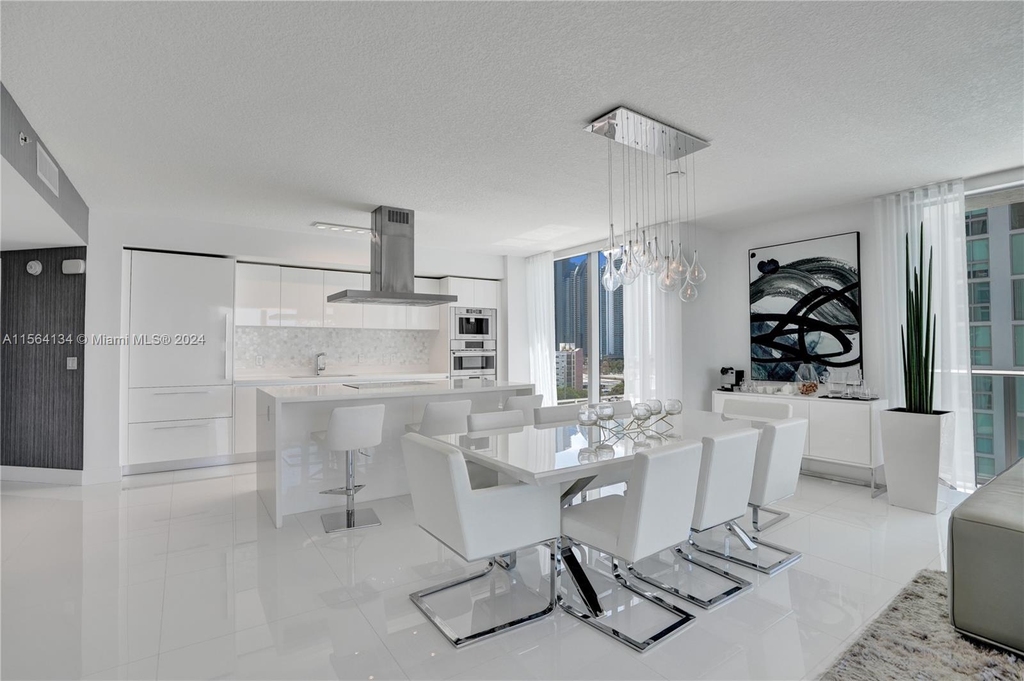 330 Sunny Isles Blvd - Photo 9