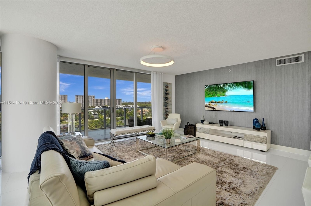 330 Sunny Isles Blvd - Photo 11