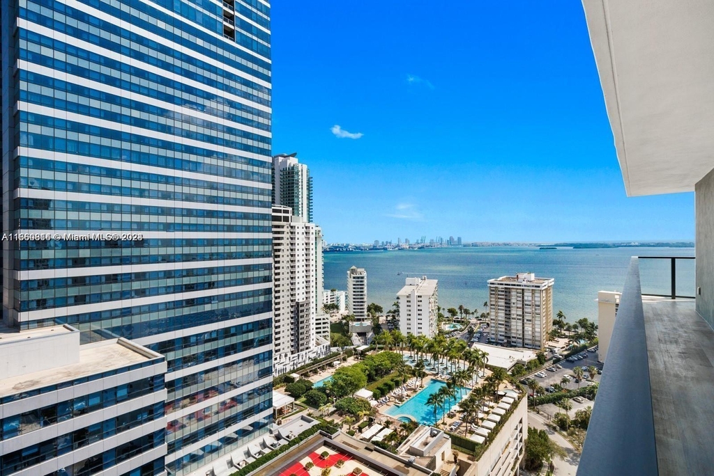 1451 Brickell Ave - Photo 7