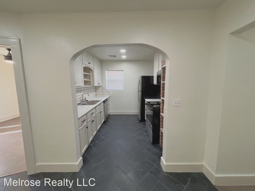 2544 Nw 21st Street - Photo 10