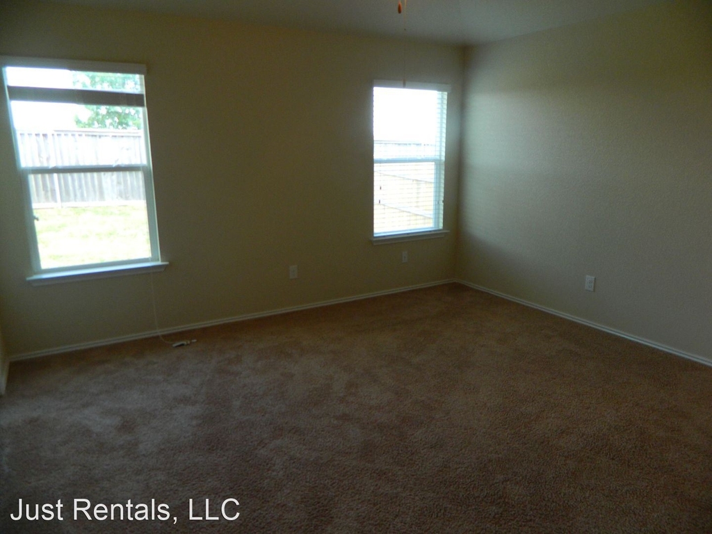 9517 Glynhill Ct - Photo 14