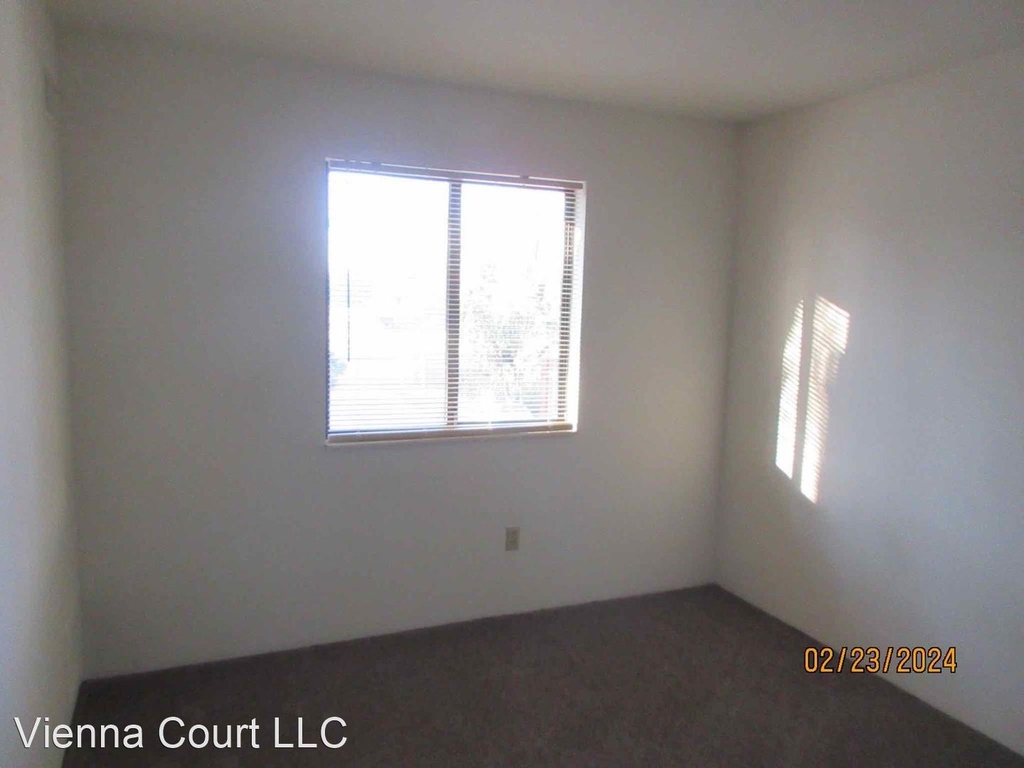 N111 W15621 - 15625 Vienna Court - Photo 14