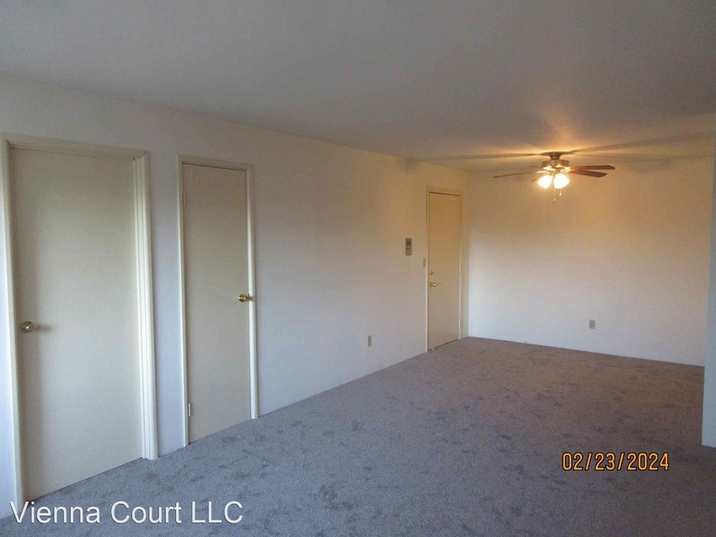 N111 W15621 - 15625 Vienna Court - Photo 3