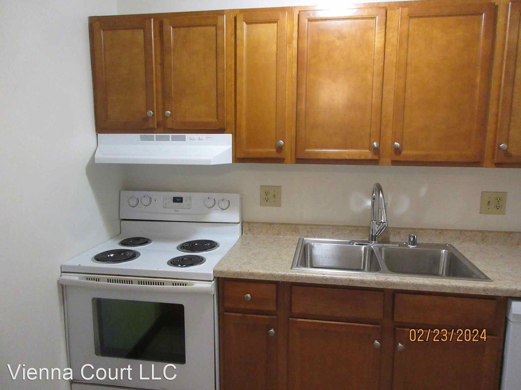 N111 W15621 - 15625 Vienna Court - Photo 6