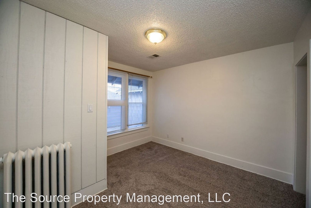 902 Remington St - Photo 4