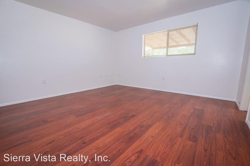 2049 E Carmelita Drive - Photo 18