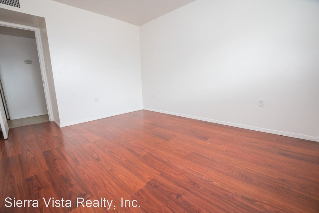 2049 E Carmelita Drive - Photo 12