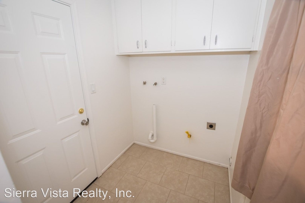 2049 E Carmelita Drive - Photo 26