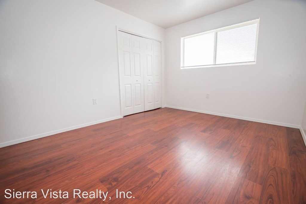 2049 E Carmelita Drive - Photo 16