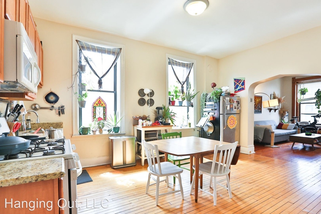 1049 N Wolcott Ave, #2f - Photo 4