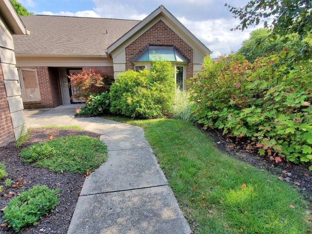 8561 Olde Mill Circle North Drive - Photo 2