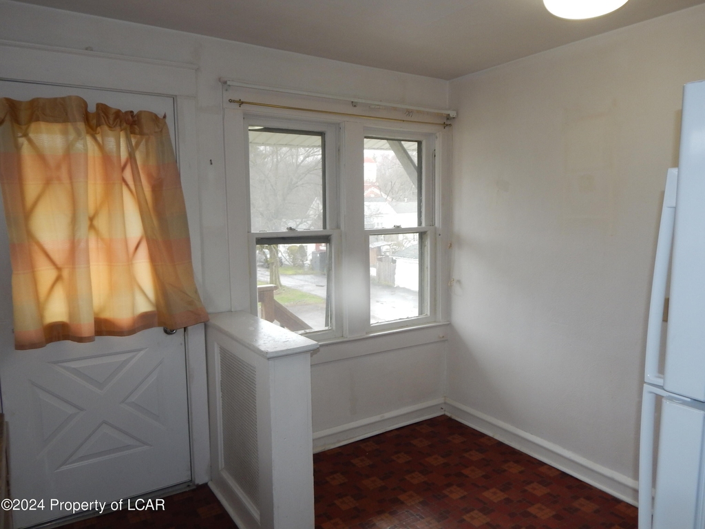 459 Wyoming Avenue - Photo 1