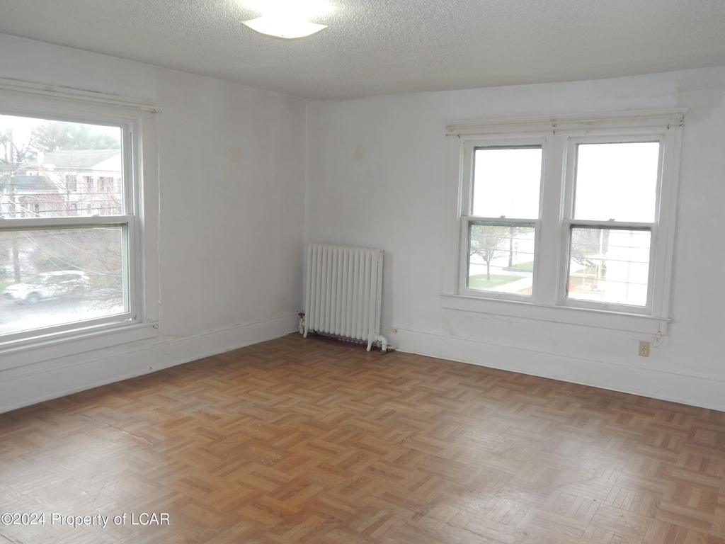 459 Wyoming Avenue - Photo 6