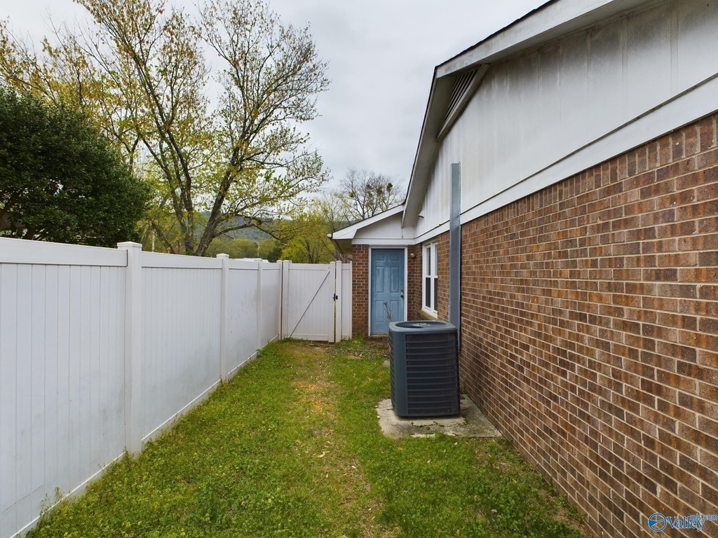 1001 Fieldstone Court Se - Photo 22